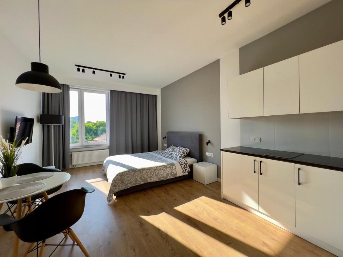 K22 Slawinska 503 Sun-City Apart Warschau Exterior foto